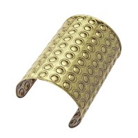 Armreif mit runden Nieten gold
